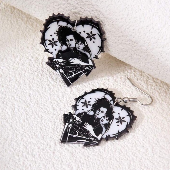 Edward Scissorhands Acrylic Dangle Earrings - Picture 4 of 4